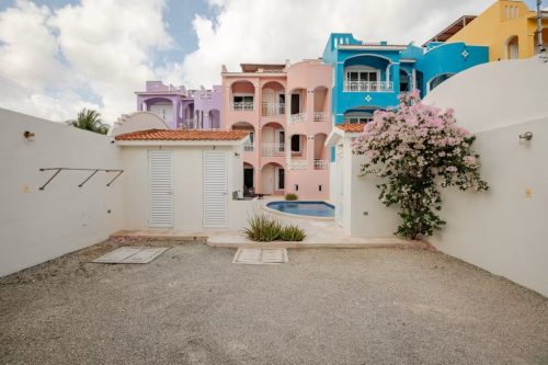 Casa Mariposa CZM 64